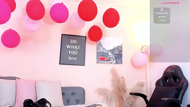 victoriazans online show from 02-14-26, 03:47