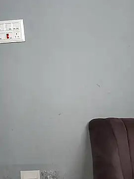 70upqm online show from 04-22-26, 05:25