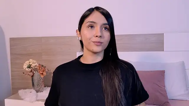 AlisonLamer online show from 04-10-26, 08:46
