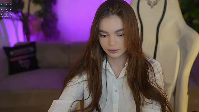 Snapshot of Zlata_Sky chatting on 11-15-25, 07:21 Zlata Sky online show from 11-15-25, 07:21