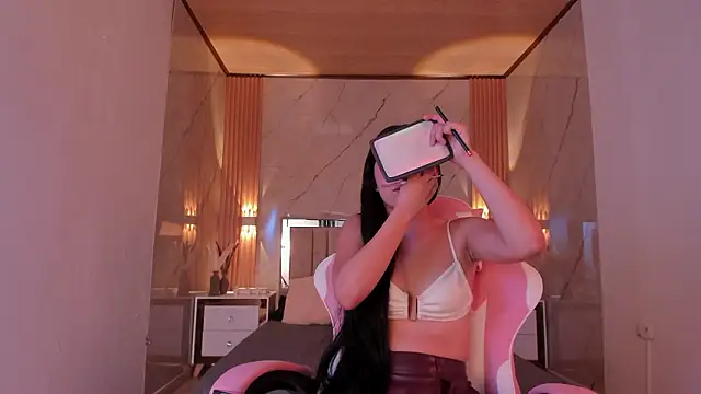 avigail xo online show from 02-03-26, 06:57