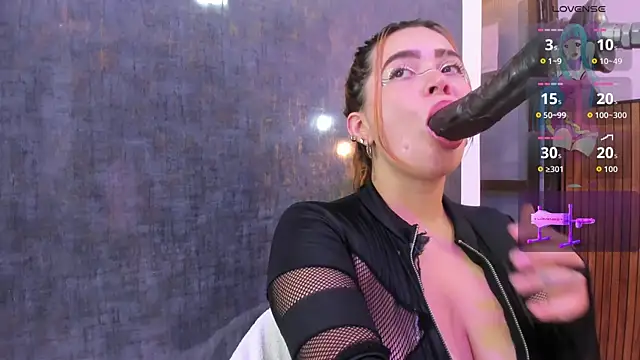 nicolle boobies online show from 04-28-26, 08:03