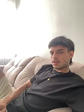 ruffvip online show from 02-06-26, 04:10