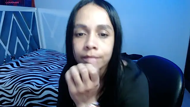 paula lopez   online show from 04-25-26, 11:13