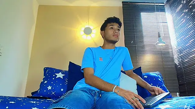 Damon Salvarote S online show from 04-24-26, 01:46