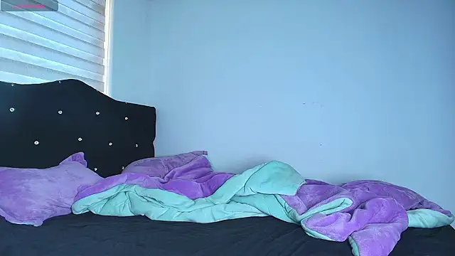 alys love online show from 02-18-26, 04:36