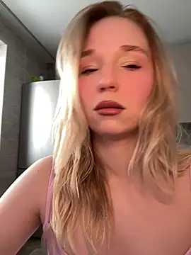 RollDollsi online show from 04-25-26, 04:37