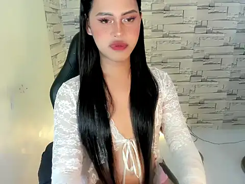 Snapshot of ursweet_thanyaXx chatting on 07-28-26, 12:34 ursweet thanyaXx online show from 07-28-26, 12:34