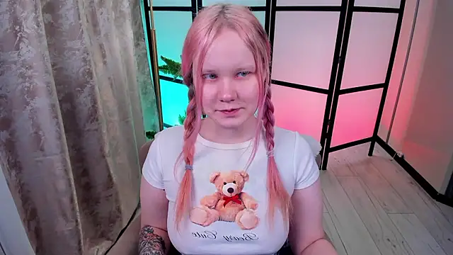 AnnieVibe online show from 03-13-26, 05:41