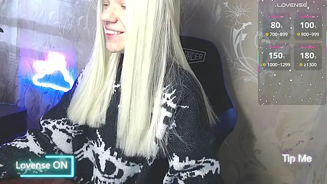 Shiny Victoria online show from 04-24-26, 07:11