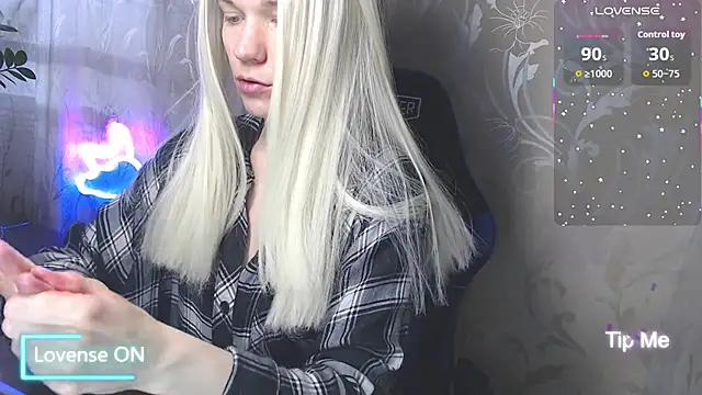 Shiny Victoria online show from 04-30-26, 07:58