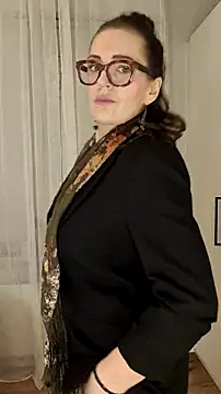 Bella Velour online show from 02-17-26, 06:21