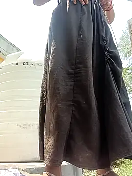 Royal hotti0011 online show from 04-25-26, 06:27