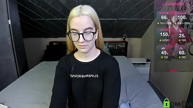 Naomi1Hinata online show from 02-25-26, 03:16