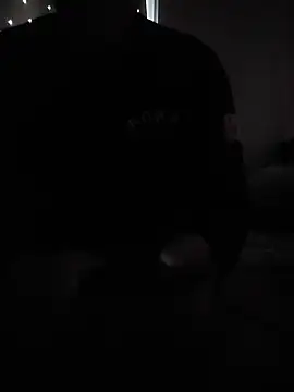 Snapshot of KoreanMilk chatting on 02-11-26, 12:15 KoreanMilk online show from 02-11-26, 12:15