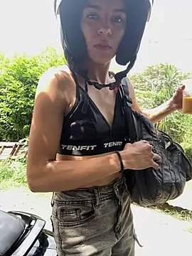 NaniBlossomX online show from 02-19-26, 06:37