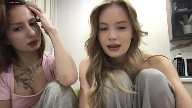 lola boo online show from 03-08-26, 11:19