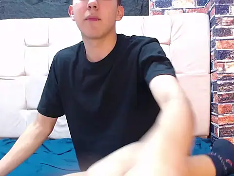 massimoferrera303av online show from 02-24-26, 07:34