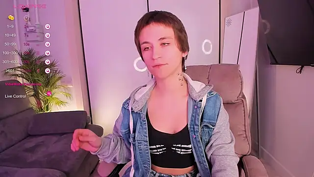 AutumnWhisper online show from 02-03-26, 09:31