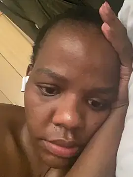 Snapshot of RoyalZuluDesire chatting on 03-07-26, 11:51 RoyalZuluDesire online show from 03-07-26, 11:51