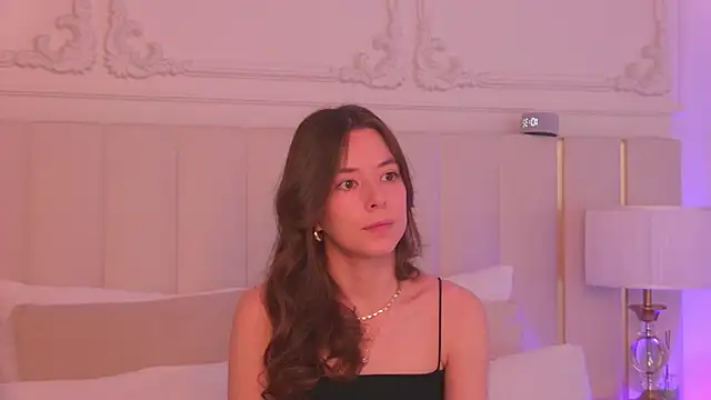 AlisseMoore online show from 04-27-26, 06:33