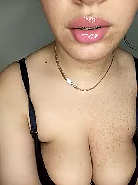 kamilia sexyy online show from 03-07-26, 09:23