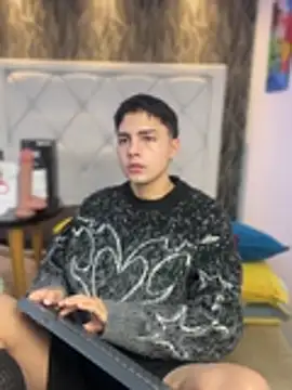 Snapshot of Samu_Hott chatting on 03-13-26, 08:26 Samu Hott online show from 03-13-26, 08:26