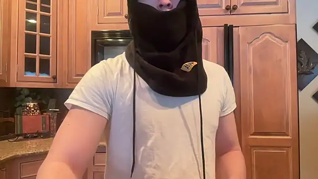 Snapshot of Grammer100 chatting on 02-02-26, 09:35 Grammer100 online show from 02-02-26, 09:35