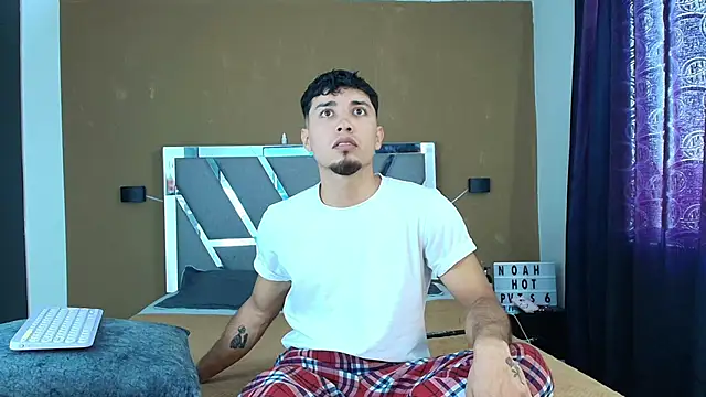 Snapshot of Noah_Smith01 chatting on 03-07-26, 07:44 Noah Smith01 online show from 03-07-26, 07:44