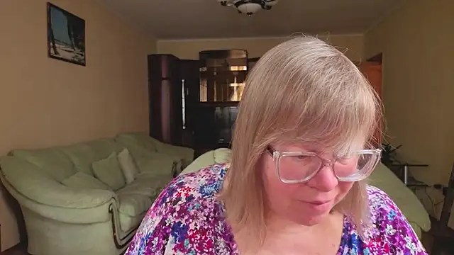 Emma Eclipsee online show from 02-09-26, 07:34