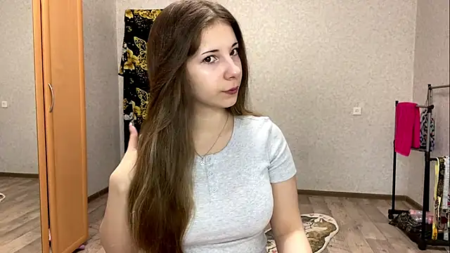 Shanika wey online show from 04-25-26, 03:09