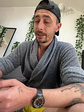 Piratee666 online show from 04-23-26, 07:41