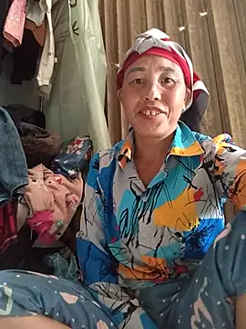 lena-cute online show from 04-23-26, 06:58