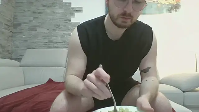 ItalianAlex online show from 02-11-26, 07:52