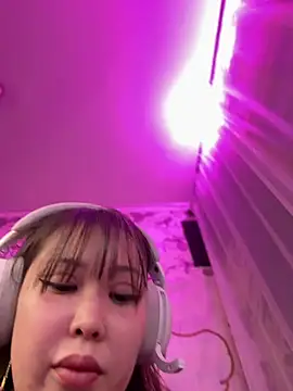 Snapshot of YukiiTYAN chatting on 03-18-26, 01:36 YukiiTYAN online show from 03-18-26, 01:36