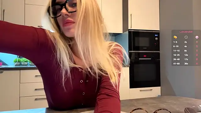 Snapshot of SoftnessMila chatting on 02-27-26, 03:45 SoftnessMila online show from 02-27-26, 03:45