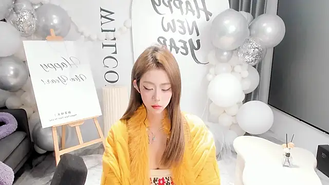 Snapshot of hotgirl0111 chatting on 02-14-26, 11:51 hotgirl0111 online show from 02-14-26, 11:51