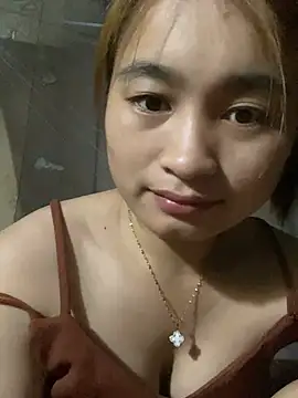 yuii-717 online show from 04-26-26, 02:37