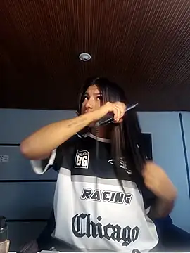 Snapshot of MeelFox chatting on 03-04-26, 12:22 MeelFox online show from 03-04-26, 12:22