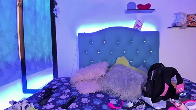 Gemma honey online show from 04-08-26, 01:44