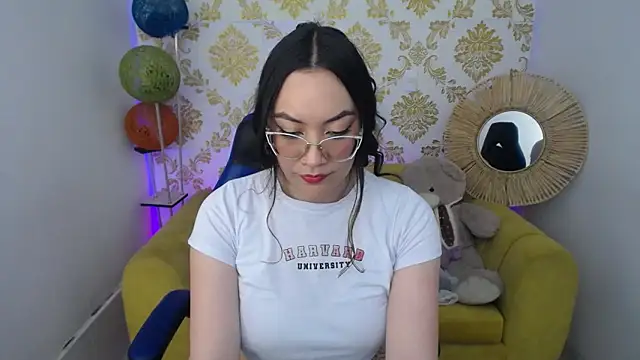 ALISS M  online show from 02-20-26, 07:47