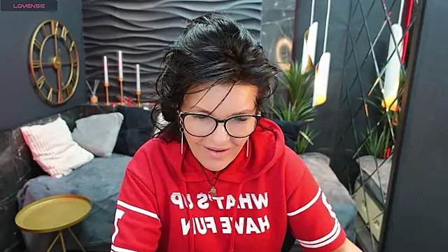 RikaCoutts online show from 04-28-26, 05:23