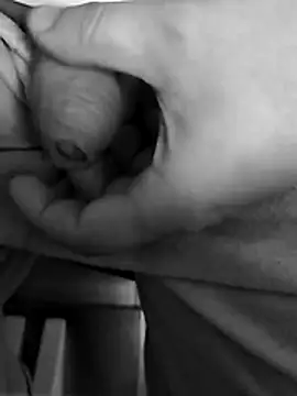 Snapshot of MonyFlorin68 chatting on 02-21-26, 08:59 MonyFlorin68 online show from 02-21-26, 08:59