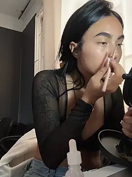 Sara Fernandez  online show from 02-03-26, 01:49