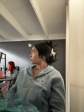 Sara Fernandez  online show from 02-18-26, 01:40