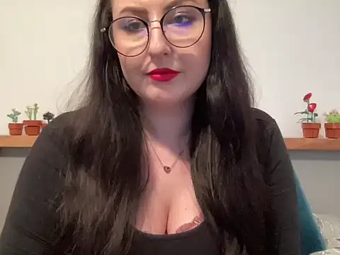 Snapshot of DorothyJoy chatting on 02-17-26, 01:18 DorothyJoy online show from 02-17-26, 01:18