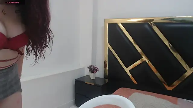 CarolRousee online show from 02-06-26, 07:17