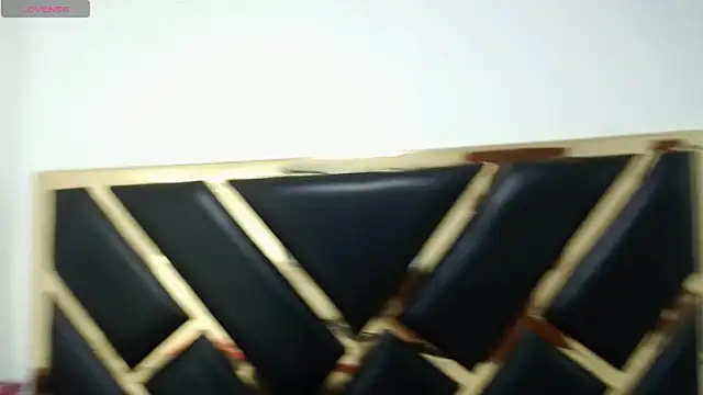 CarolRousee online show from 04-26-26, 07:44