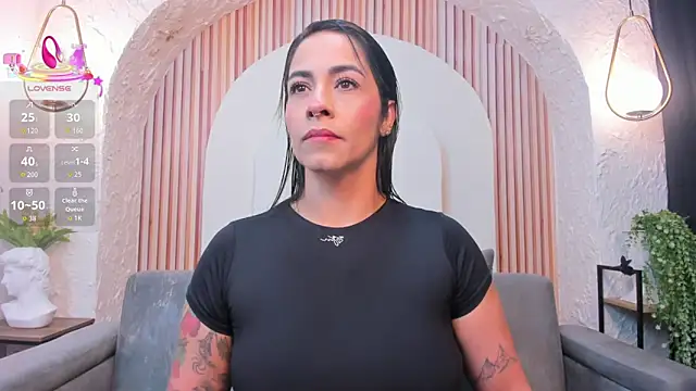 violet scott  online show from 04-20-26, 09:56