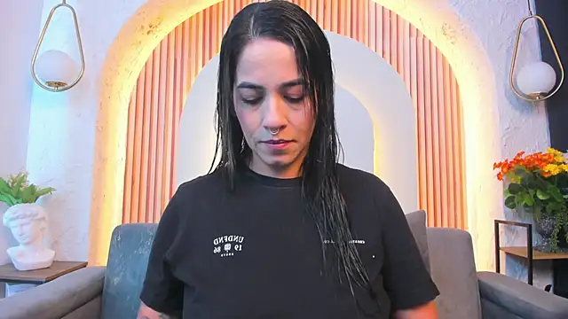 violet scott  online show from 05-18-26, 10:54